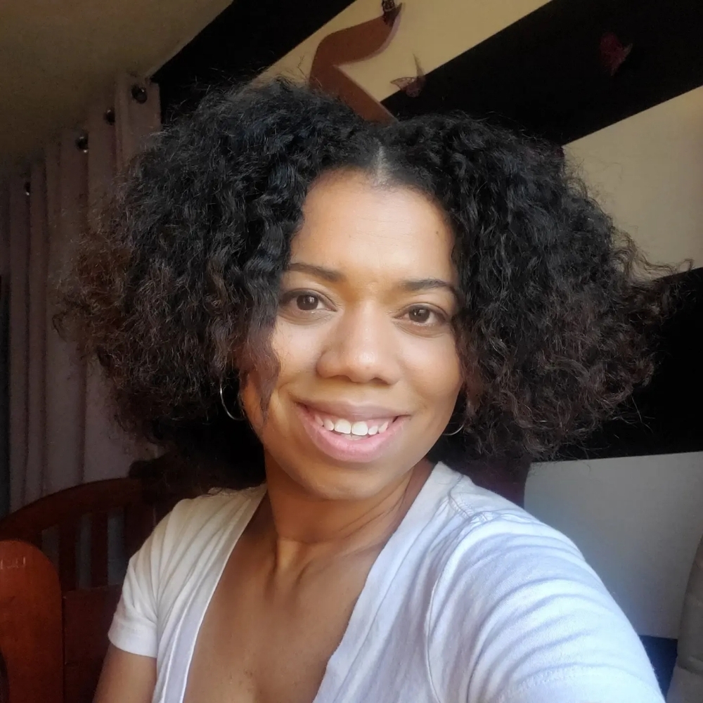 Meet your Posher, Lytisia